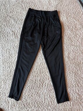 Men’s adidas Black Training pants with elastic waist band and drawcord